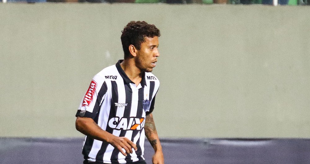  Lateral Marcos Rocha, do Atlético-MG, é oferecido ao Palmeiras