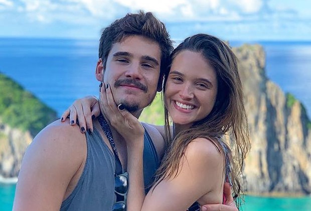 Juliana Paiva e Nicolas Prattes (Foto: Reprodução / Instagram)