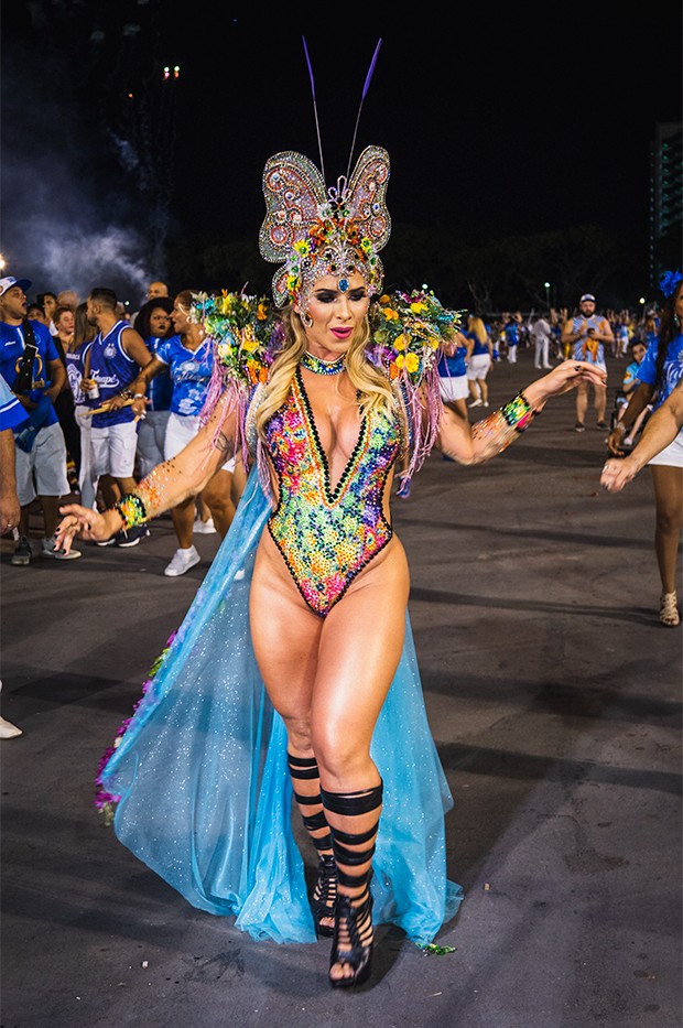Ana Paula Minerato estreia na Acadêmicos do Tatuapé no Carnaval 2020 (Foto: Thyago Barriviera/ Divulgação)