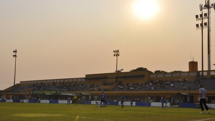 Estádio Presidente Dutra (Foto: Leonardo Heitor/Globoesporte.com)