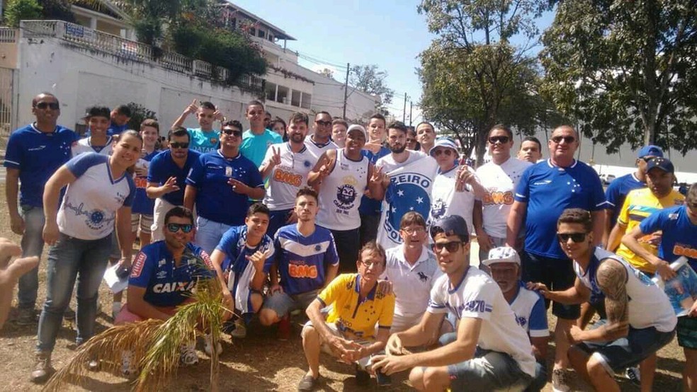 Quase 50 torcedores partirão para o Mineirão — Foto: Claudemir Amaral/Arquivo Pessoal
