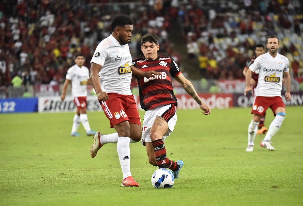 Ayrton Lucas em Flamengo x Sporting Cristal  — Foto: Foto: André Durão 