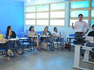 Representantes de instituições públicas discutem o desenvolvimento da ciência na Amazônia Legal. (Foto: Camila Dall"Agnol/G1 RR)