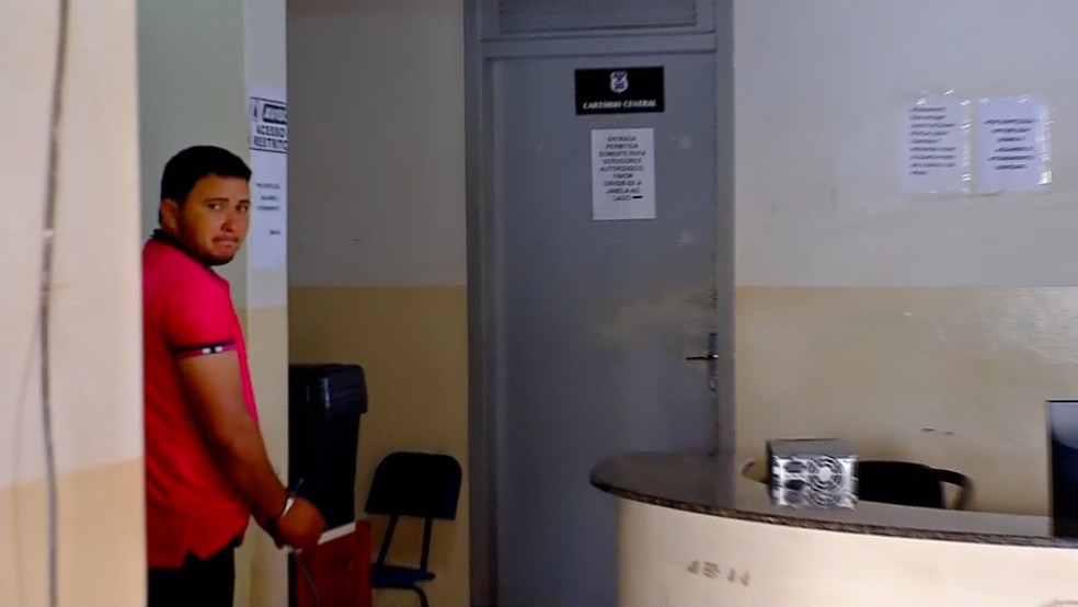 Erivaldo Vital, de 27 anos, foi preso no dia do crime — Foto: TVCA/ Reprodução
