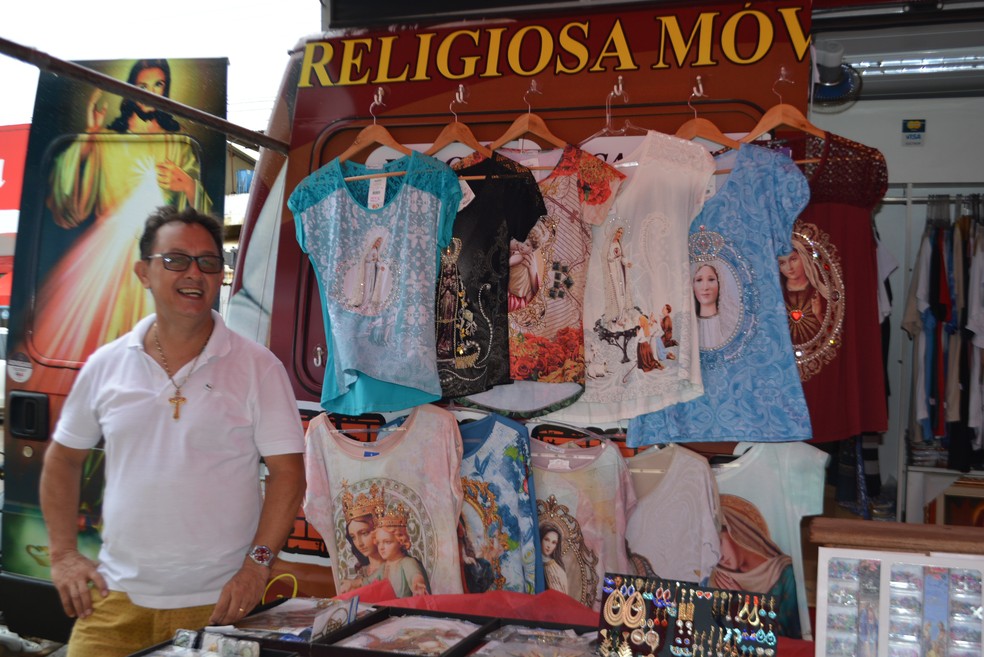 Comerciante cria loja móvel de artigos religiosos em Porto Velho | Rondônia  | G1
