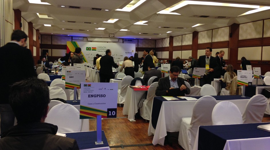 Empreendedores participam de rodada de negócios de pequenas empresas na Bolívia  (Foto: Priscila Zuini)