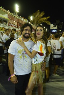 Renato Góes e Thaila Ayala