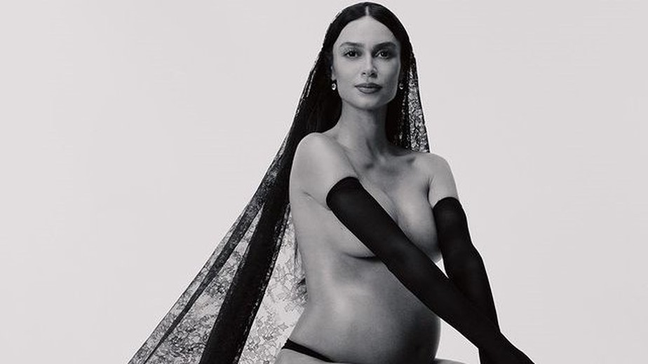 Thaila Ayala mostra ensaio fotográfico grávida da segunda filha, Tereza