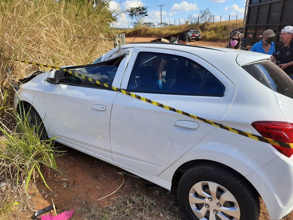 Preso é capturado na Rodovia José Bassil Dower em Oscar Bressane após fugir enquanto era atendido na Santa Casa de Paraguaçu Paulista (SP) — Foto: Anderson Camargo/ TV TEM