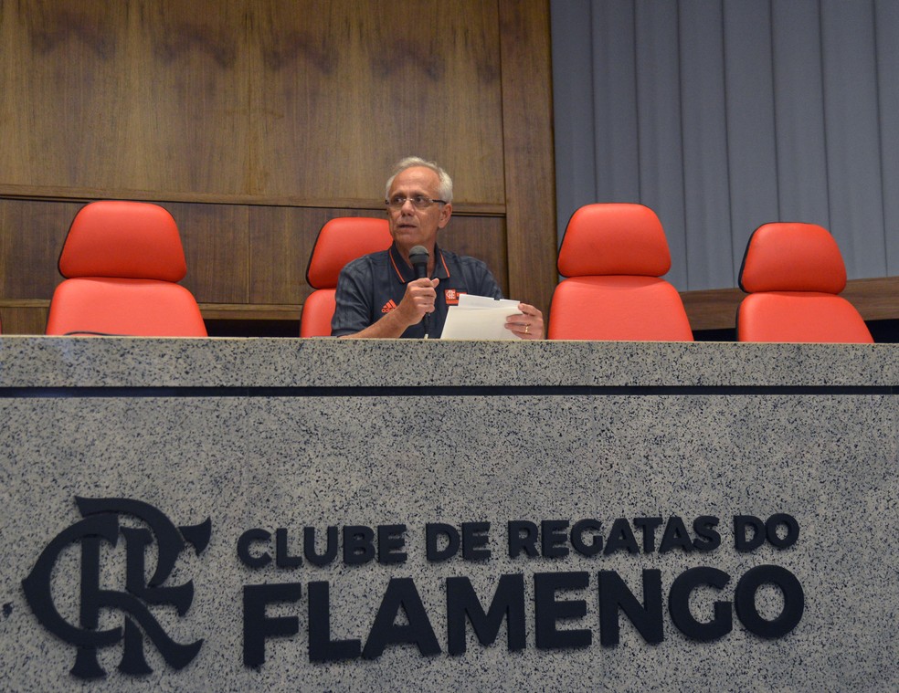 Muitas perguntas ainda ficaram sem respostas após o pronunciamento do CEO rubro-negro — Foto: André Durão / GloboEsporte.com