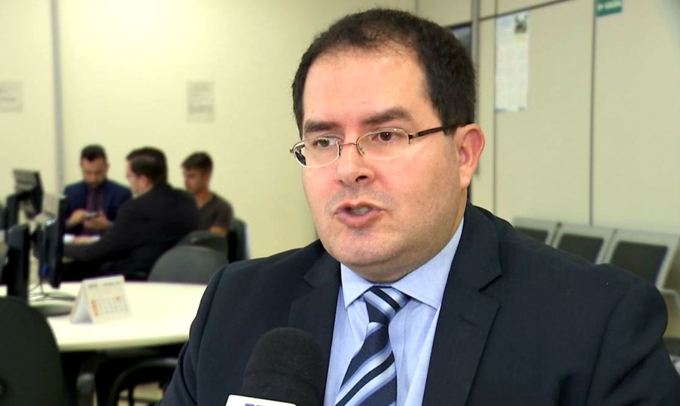 Segundo o juiz Edson da Silva Júnior, mesmo processos sem acordo ganham agilidade na tramitação (Foto: TV TEM/Reprodução)