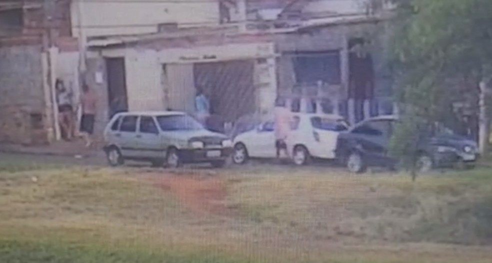 Ponto no bairro Cecap funcionava como drive-thru do tráfico de Lençóis Paulista — Foto: Polícia Civil/Divulgação