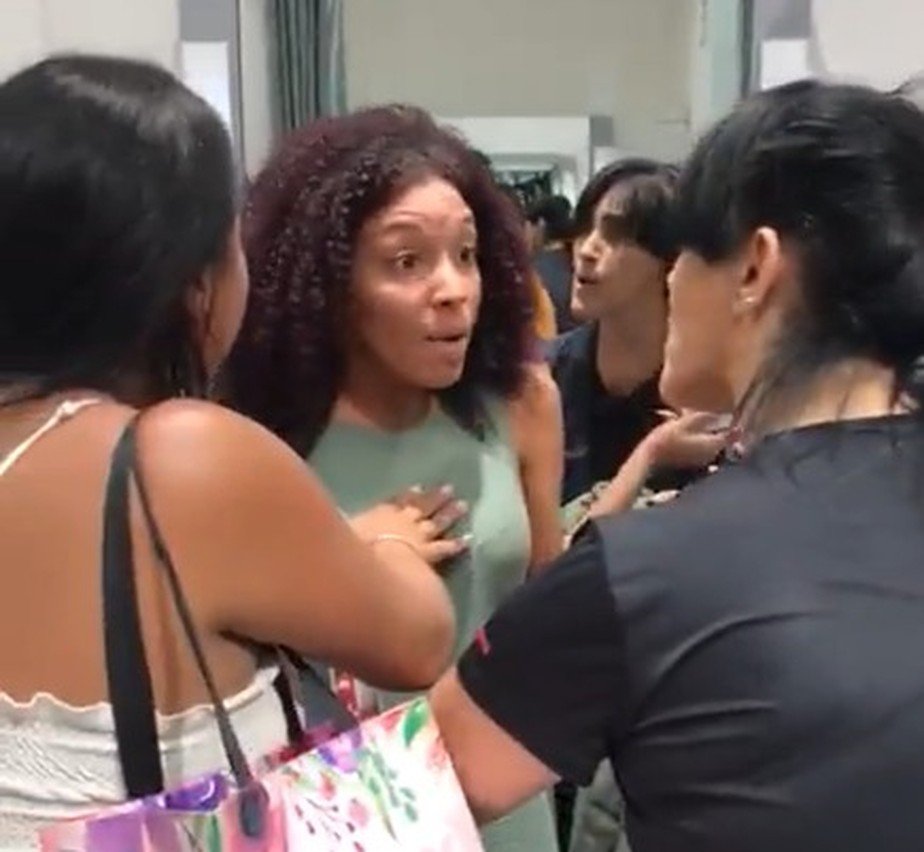 Cliente negra foi acusada injustamentede furto em loja da Renner, no Rio