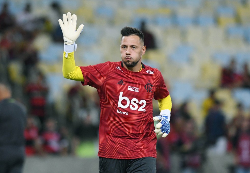 Diego Alves no aquecimento de Flamengo 6 x 1 San Jos&eacute; &mdash; Foto: Alexandre Dur&atilde;o / GloboEsporte.com