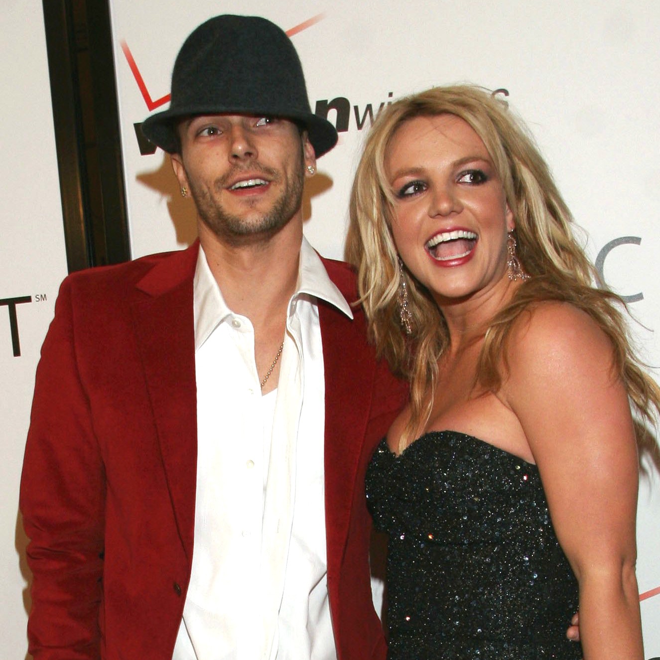 Para quem achou loucura o casamento de 55 horas de Britney Spears com o amigo Jason Alexander, bem, o que dizer do casório com o dançarino Kevin Federline (foto), após cinco meses de namoro? Eles se separaram após dois anos, oito semanas depois do nascimento do segundo filho do casal. (Foto: Getty Images)
