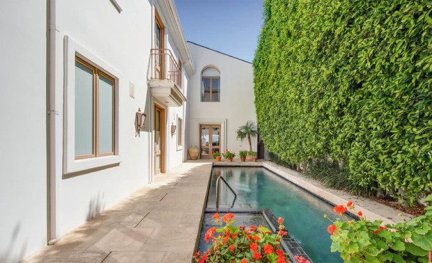 Casa de praia que já pertenceu a Frank Sinatra pode ser alugada por R$ 420 mil mensais (Foto: Divulgação)