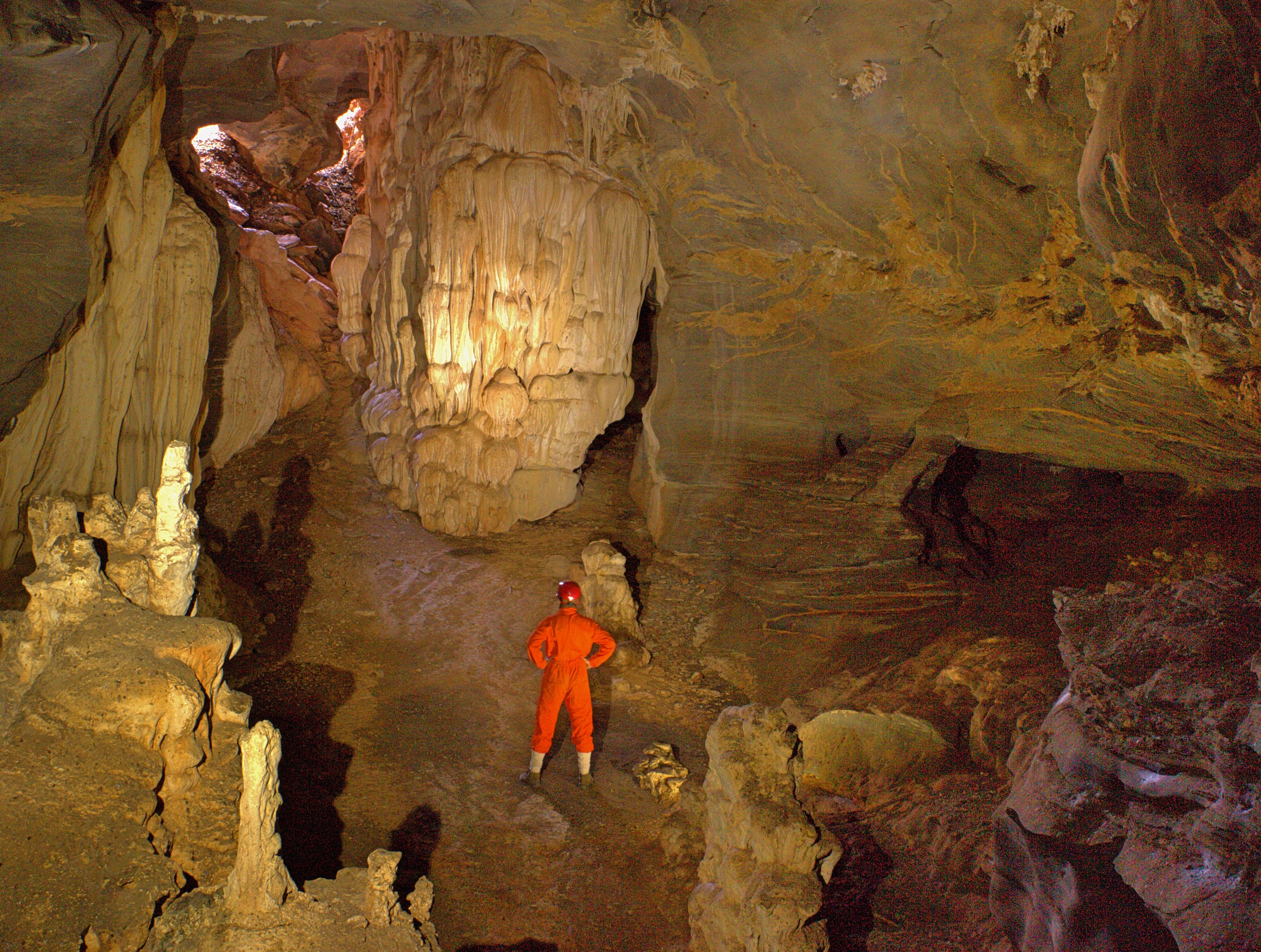 Caverna redescoberta no município de Curvelo, na região central de Minas Gerais (Foto: Divulgação/Centro Universitário Newton Paiva)