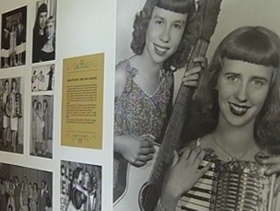 Memorial tem fotos que recontam a história da dupla — Foto: Reprodução/TV Tem