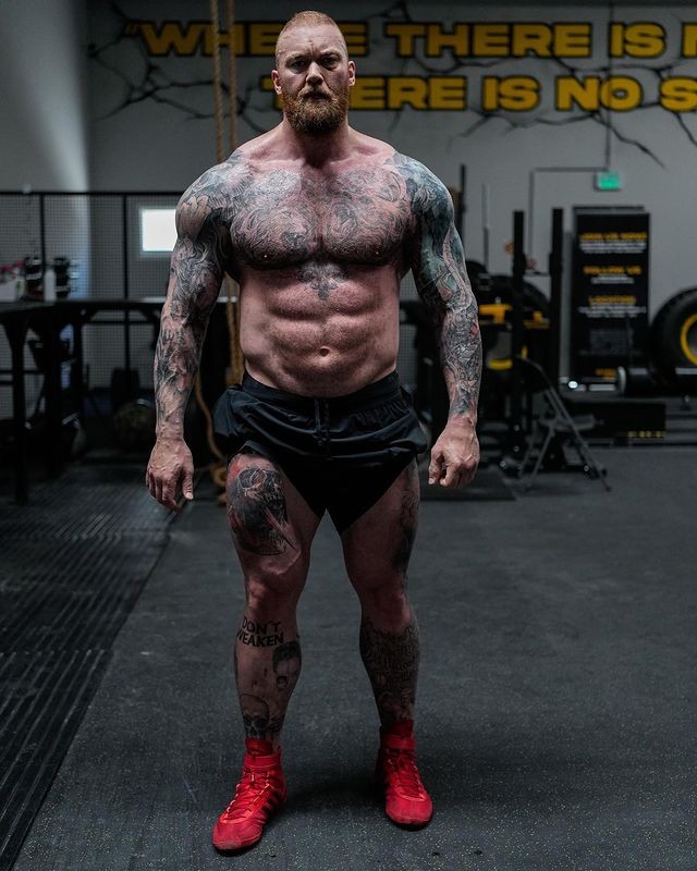 Hafthór Júlíus Björnsson depois de perder 45 kg (Foto: Reprodução/Instagram)