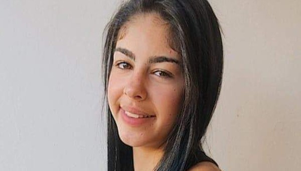 Garota de 17 anos desaparece após marcar encontro em rede social