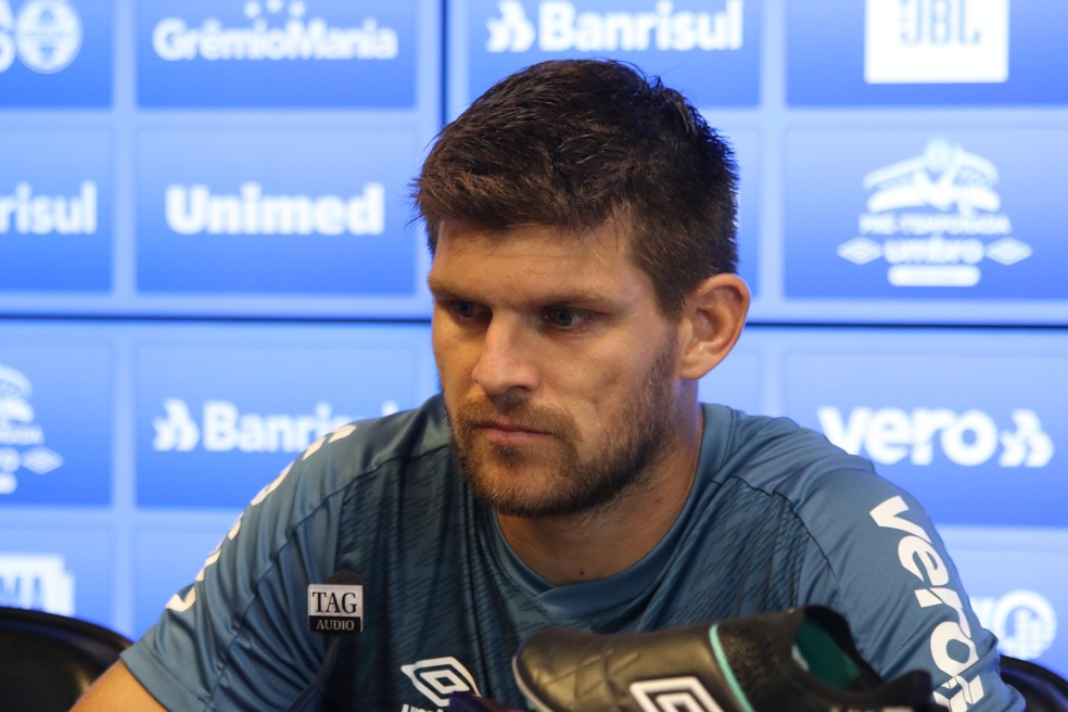 Últimas do Grêmio: Cristaldo espera sair no BID, Kannemann da entrevista e mais