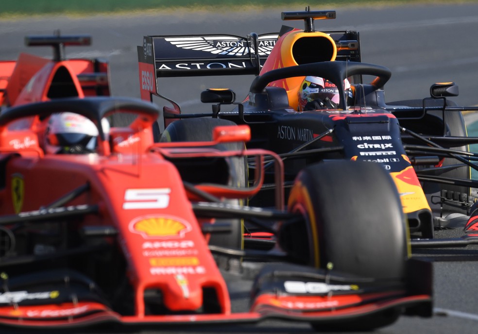 Vettel acabou superado por Verstappen no fim da corrida &acirc;?? Foto: EFE