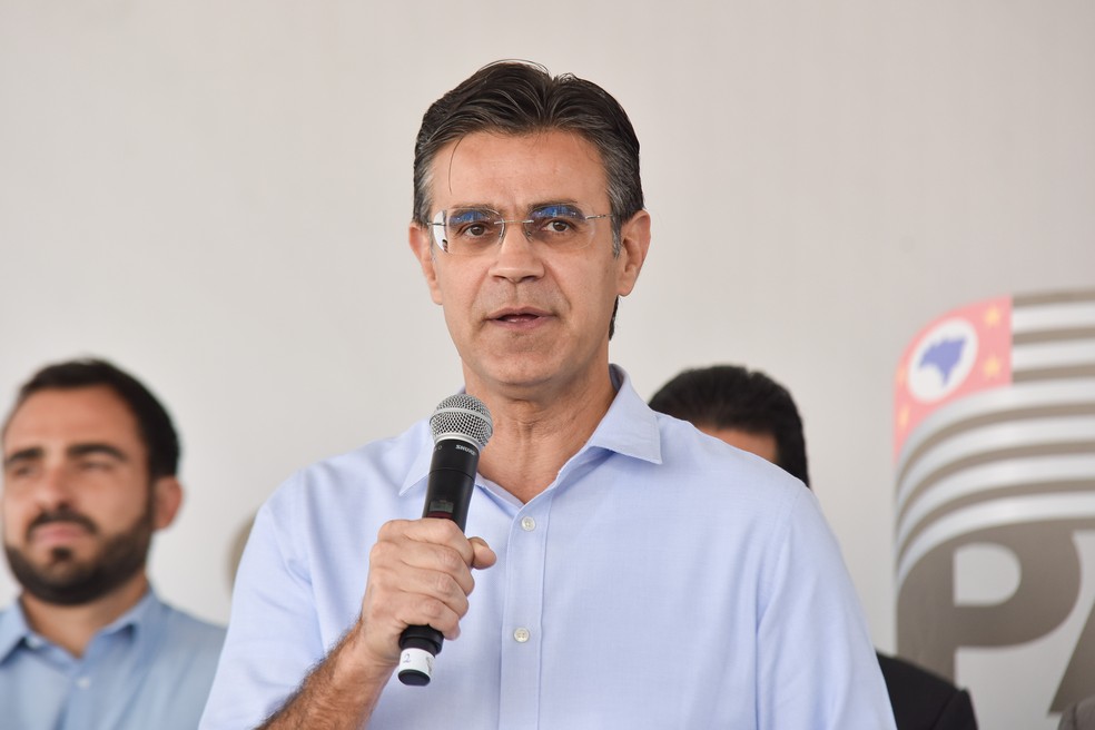 Governador de São Paulo, Rodrigo Garcia (PSDB), em evento no Poupatempo nesta terça feira, (24) — Foto: ROBERTO CASIMIRO/FOTOARENA/ESTADÃO CONTEÚDO