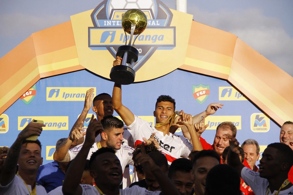 [OPINIÃO] Made in Cotia: Walce continue trabalhando, sua hora vai chegar