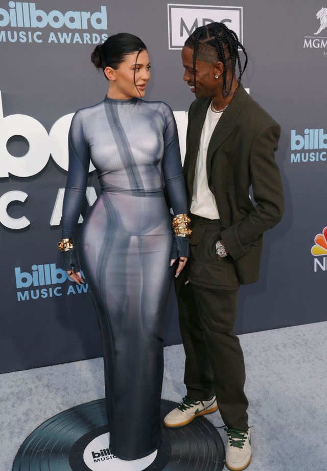 LAS VEGAS, NEVADA - MAY 15: Kylie Jenner and Travis Scott attend the 2022 Billboard Music Awards at MGM Grand Garden Arena on May 15, 2022 in Las Vegas, Nevada. (Photo by Frazer Harrison/Getty Images) (Foto: Getty Images)