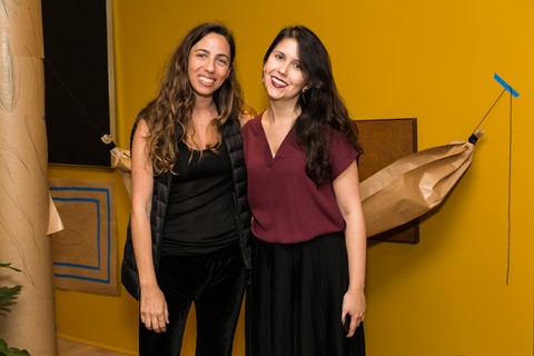 Illana Bessler e Amanda Sequin, editora online da Casa Vogue