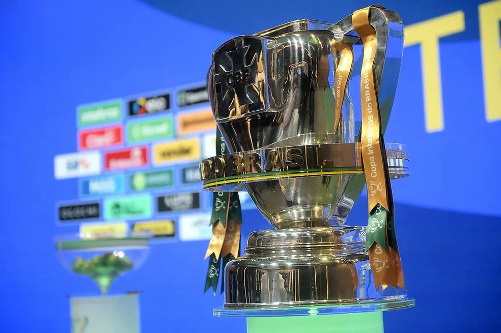 Taça da Copa do Brasil: competição é disputada anualmente por 92 clubes — Foto: Staff Images/CBF 