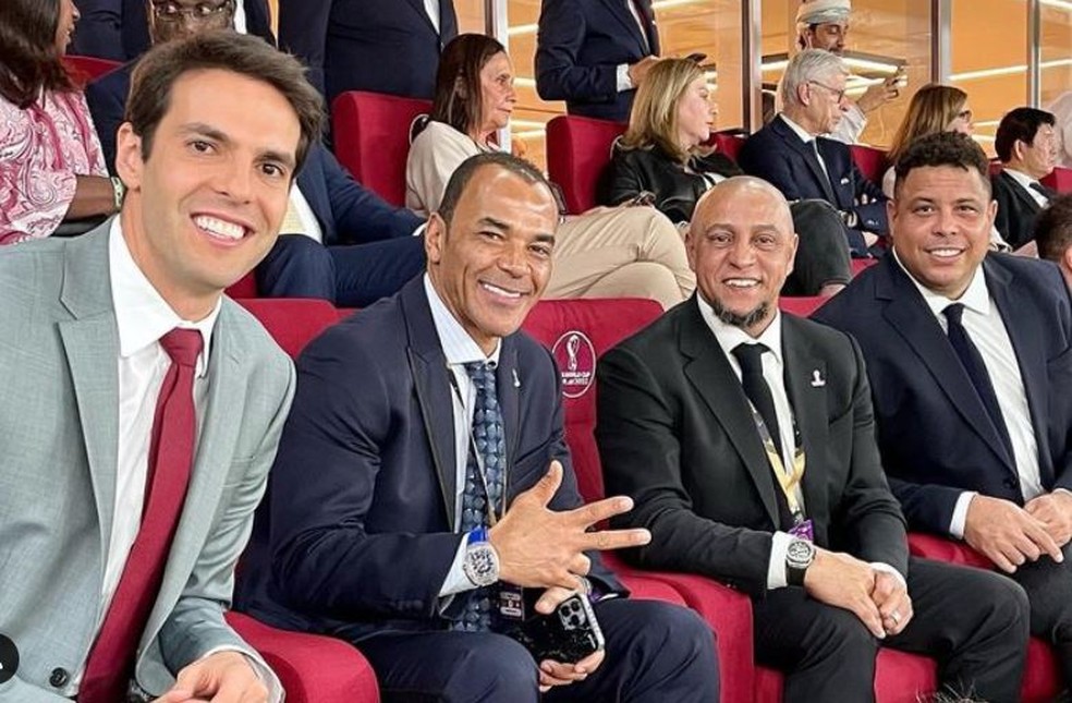 Kak, Cafu, Roberto Carlos e Ronaldo Fenmeno no Catar  Foto: Reproduo