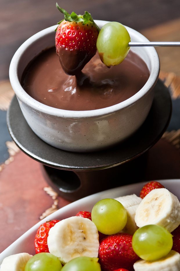 Como fazer fondue de chocolate: 2 receitas fáceis e rápidas (Foto: Divulgação)
