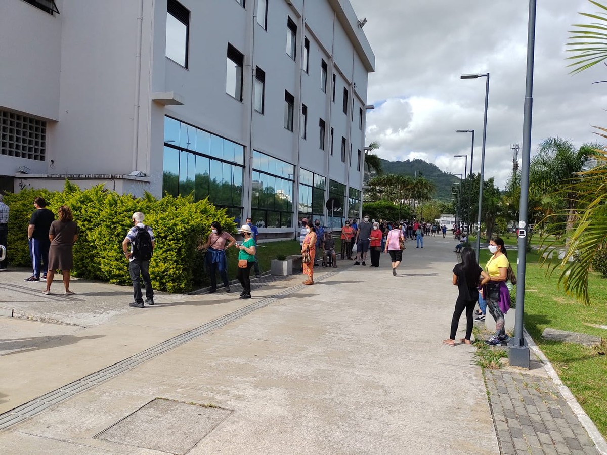 Vacina contra Covid: 6 capitais estão com 1ª dose suspensa por falta de imunizantes nesta quinta