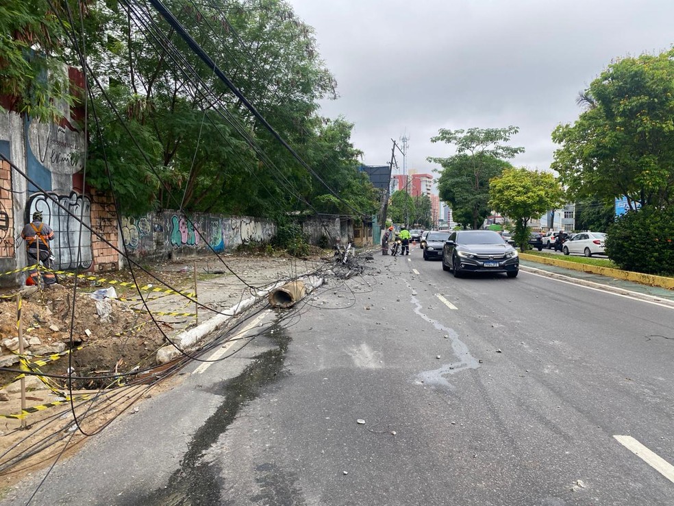Acidente afetou o trânsito, em Manaus — Foto: Carolina Diniz/Rede Amazônica