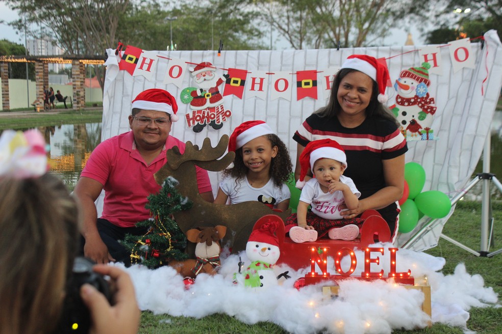 Famílias buscam os ensaios fotográficos como alternativas de eternizar o  Natal | Piauí | G1