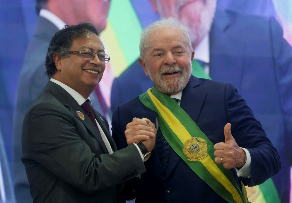 Lula e o presidente colombiano Gustavo Petro — Foto: REUTERS/Ricardo Moraes