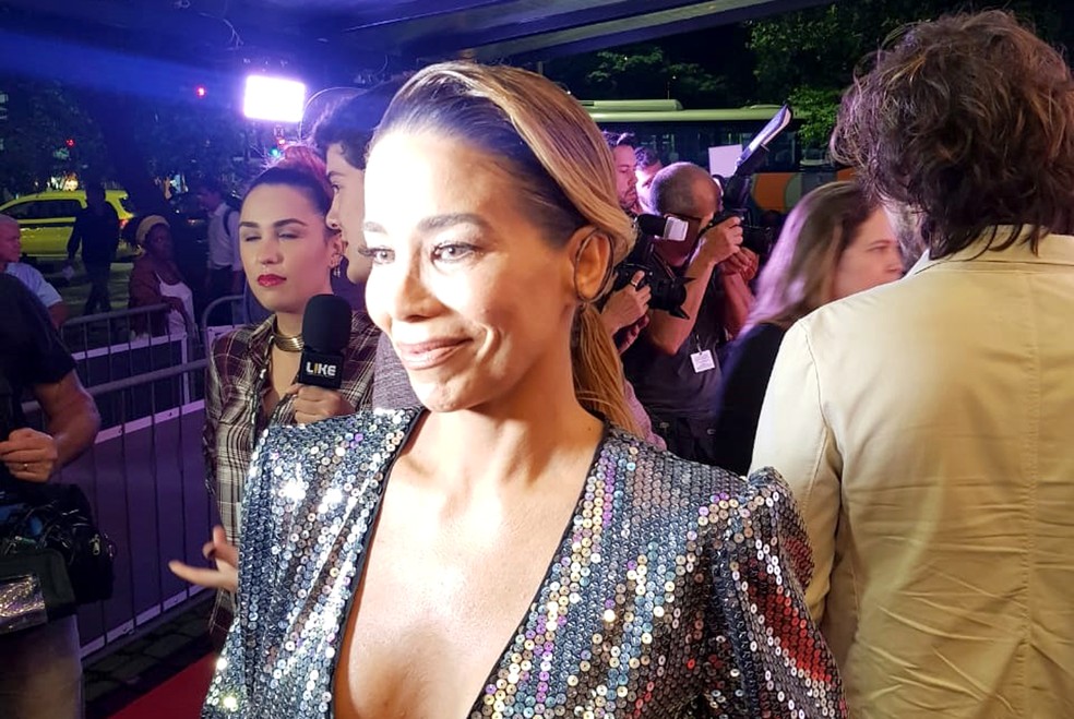 Danielle Winits prestigia a sessão de gala de "Veneza", filme de Miguel Falabella — Foto: Gustavo Wanderley