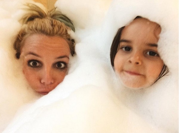 Britney Spears e Sophia (Foto: Instagram)