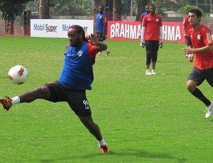 vagner love flamengo treino (Foto: Thales Soares / Globoesporte.com)