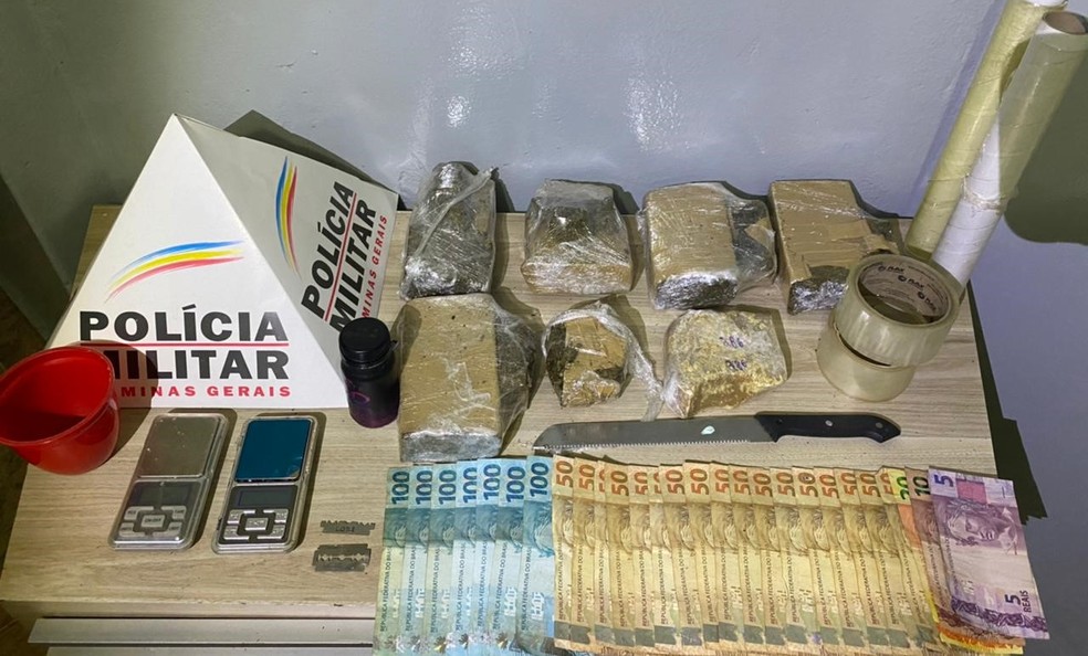 Drogas, apreensão, Araxá — Foto: Polícia Militar/Divulgação