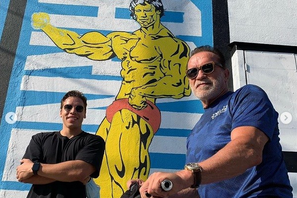 Arnold Schwarzenegger com o filho Joseph Baena (Foto: Instagram)