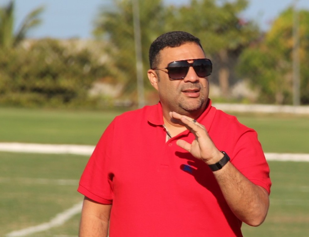 Rodrigo Freire afirma que CRB já conversou com os profissionais sobre os cuidados necessários — Foto: Denison Roma/GloboEsporte.com