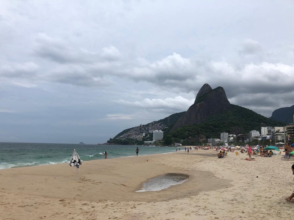 Rio tem previsão de chuva forte nesta sexta-feira (21) — Foto: Tatiana Caldas/G1 Rio
