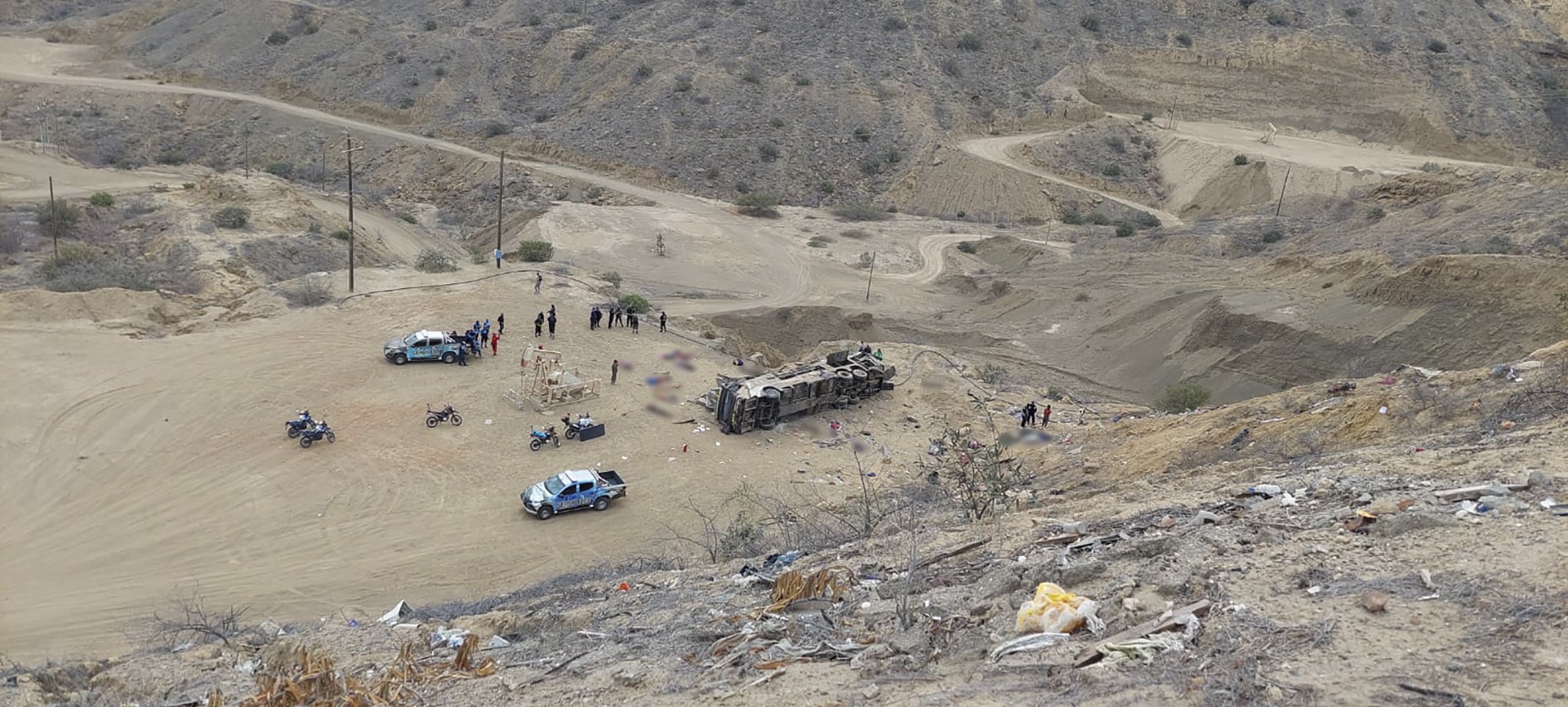 Acidente de ônibus deixa ao menos 24 mortos no Peru