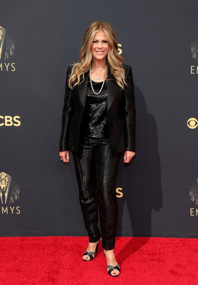 LOS ANGELES, CALIFORNIA - SEPTEMBER 19: Rita Wilson attends the 73rd Primetime Emmy Awards at L.A. LIVE on September 19, 2021 in Los Angeles, California. (Photo by Rich Fury/Getty Images) (Foto: Getty Images)