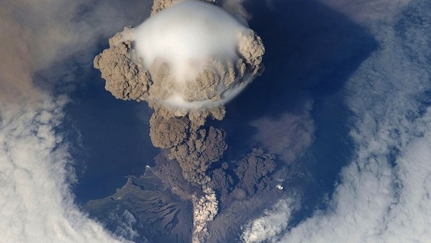 Vulcão em erupção (Foto: Pexels)