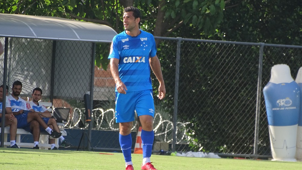 Promessa de gol na estreia: Fred recomeça história no Cruzeiro e tenta manter sina