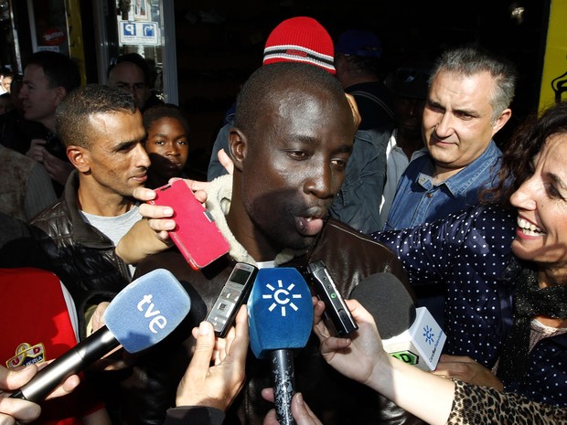Não posso acreditar, antes não tinha nem cinco euros, disse Ngame (Foto: AP Photo/Javier Alonso)