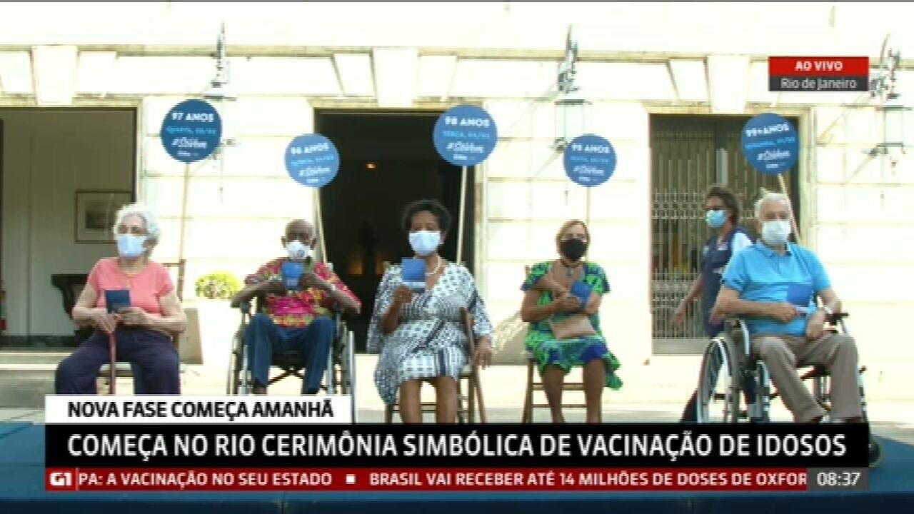 Rio de Janeiro realiza vacinação de idosos em ato simbólico
